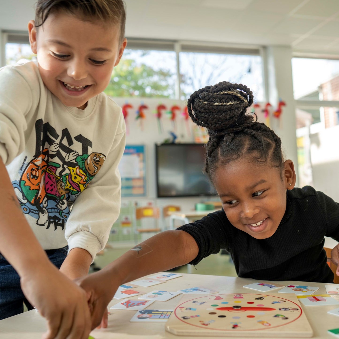 Educo Connact Game 羅盤指示吸吸樂遊戲