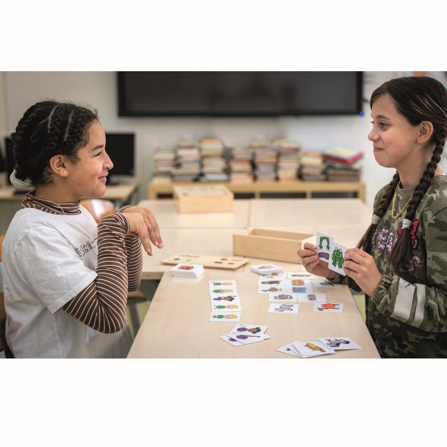 Educo Make the Gesture 手語動物模仿遊戲