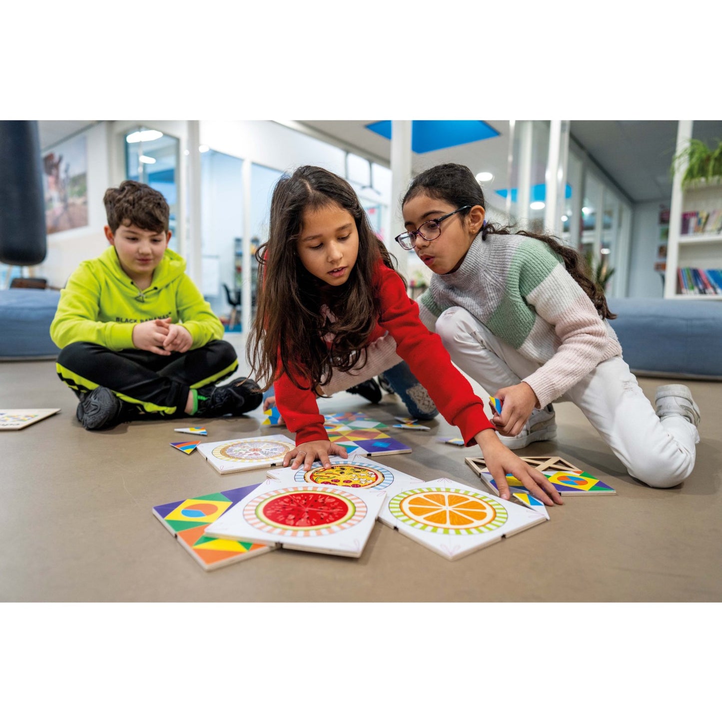 Educo Triangle Game – Colour Art 三角遊戲-色彩藝術