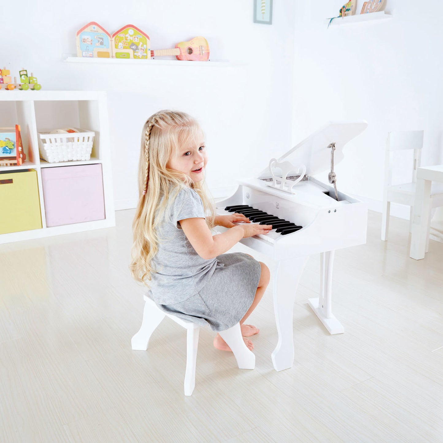 Hape Deluxe White Grand Piano  30鍵電鋼琴，優雅白