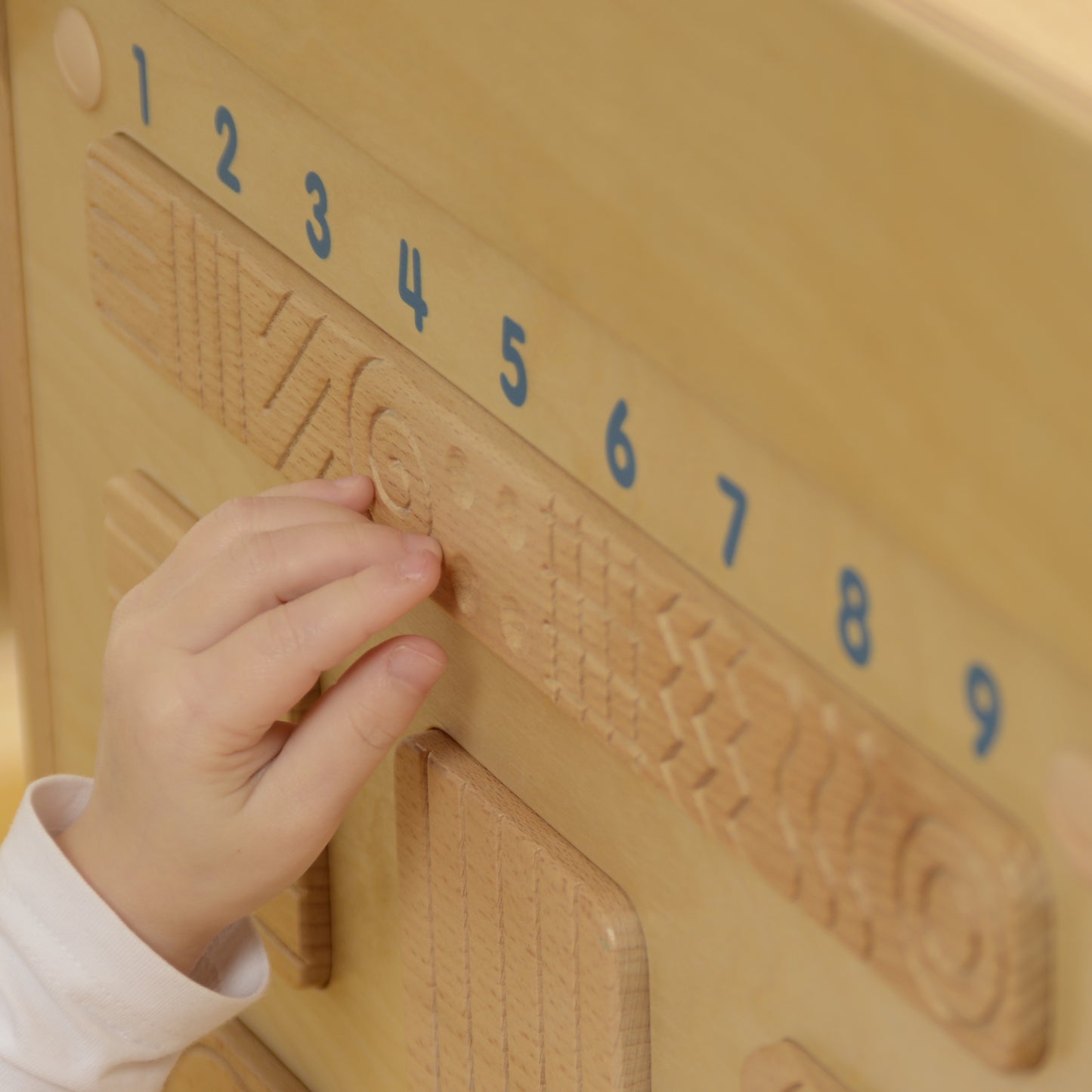 Masterkidz Wall Elements - Tactile Training Board (A) 牆面遊戲 - 觸覺訓練板 (A)