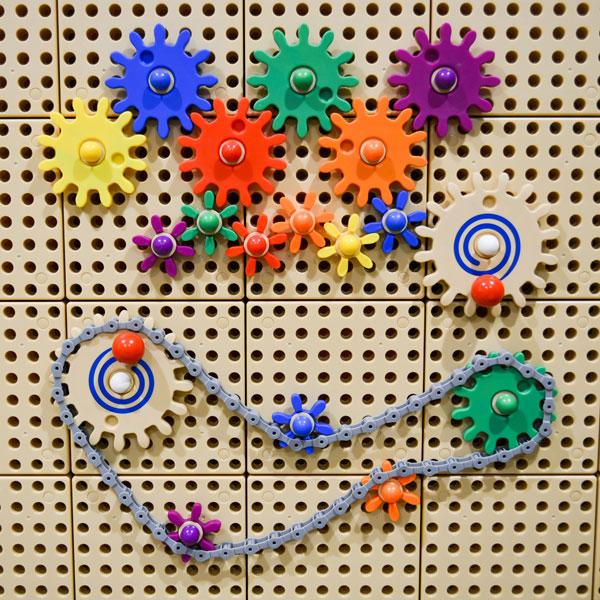 Masterkidz STEM WALL Gears and Chain Set 齒輪和鏈條套裝