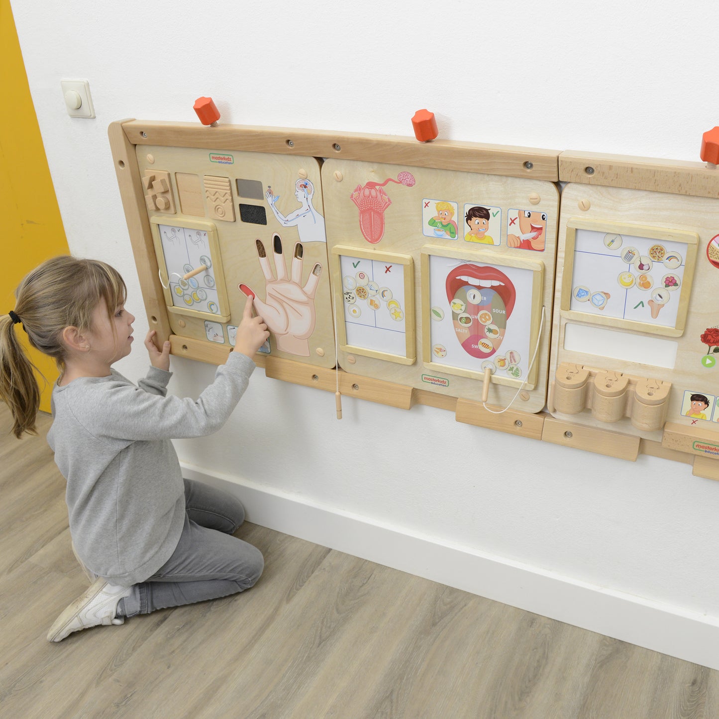 Masterkidz Wall Elements - Sense of Touch 牆面遊戲 - 觸覺