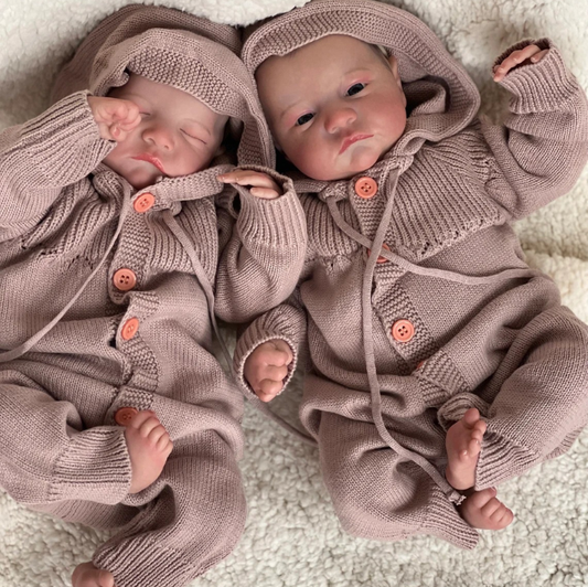 19-inch Large Realistic Cute Soft Body Baby Twins (boy & girl) 雙子男女 19 吋 真實可愛軟身娃娃