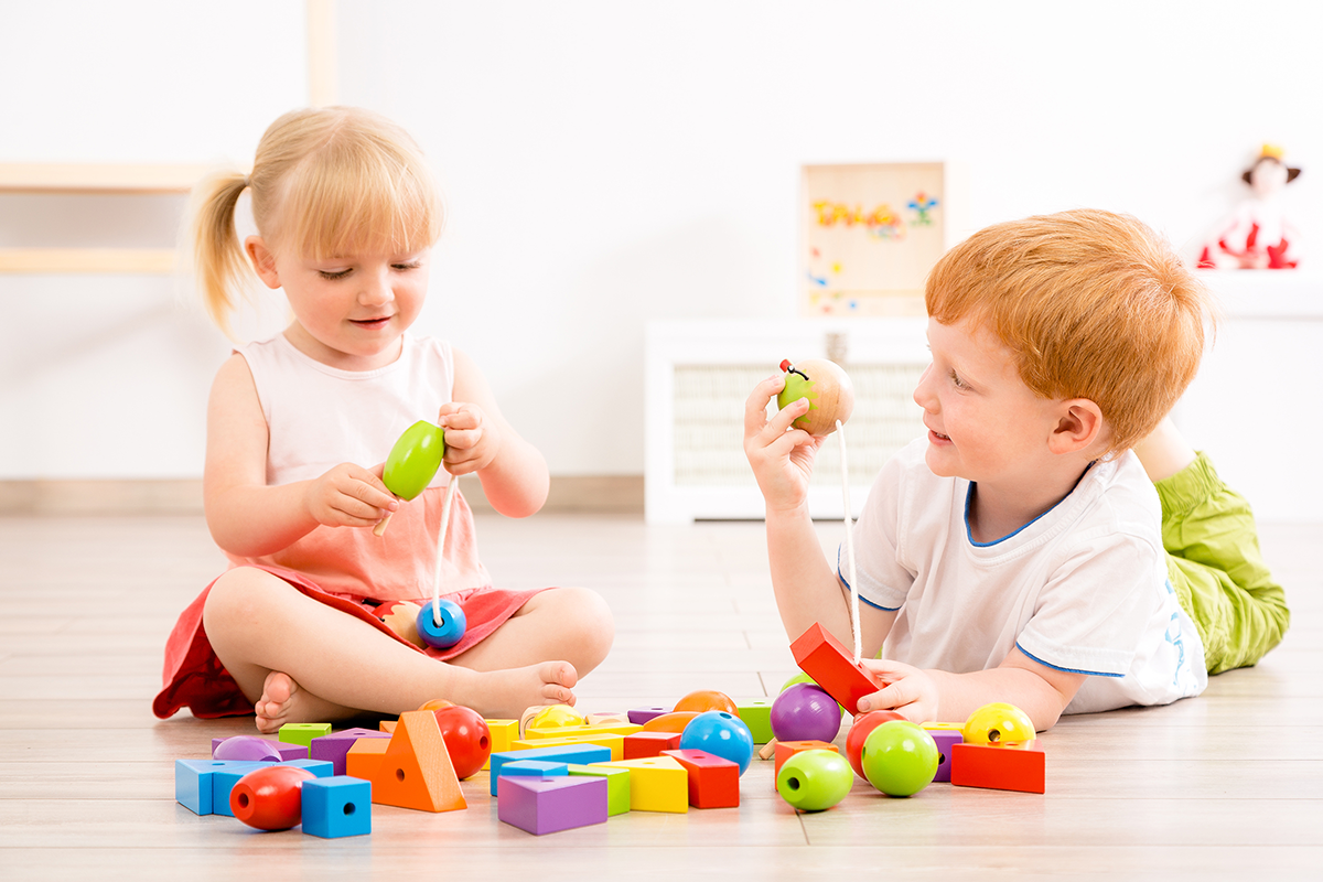 Beleduc Rondo Vario XXL Color & Shape Lacing & Matching Game 毛毛蟲串串顏色形狀配對遊戲大號