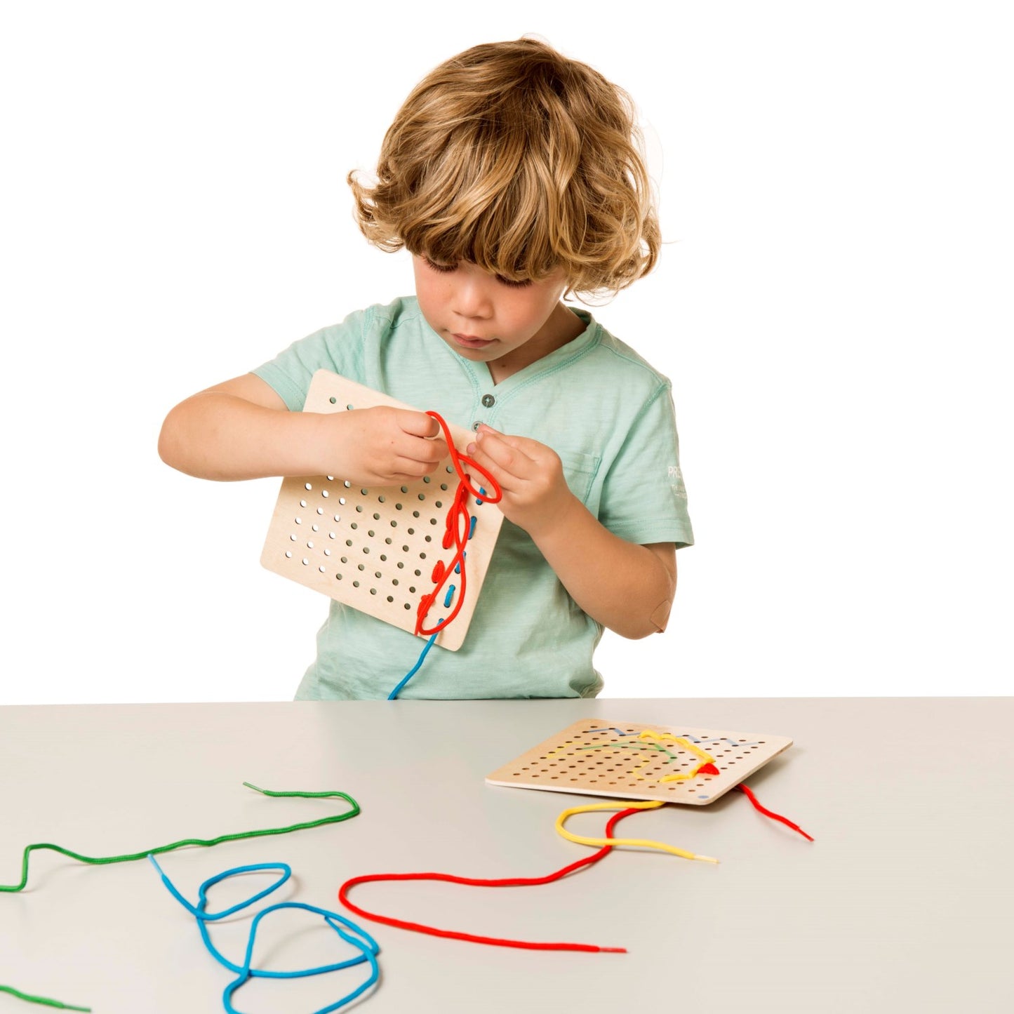 Toys for Life Look and Lace Game 穿板做圖遊戲