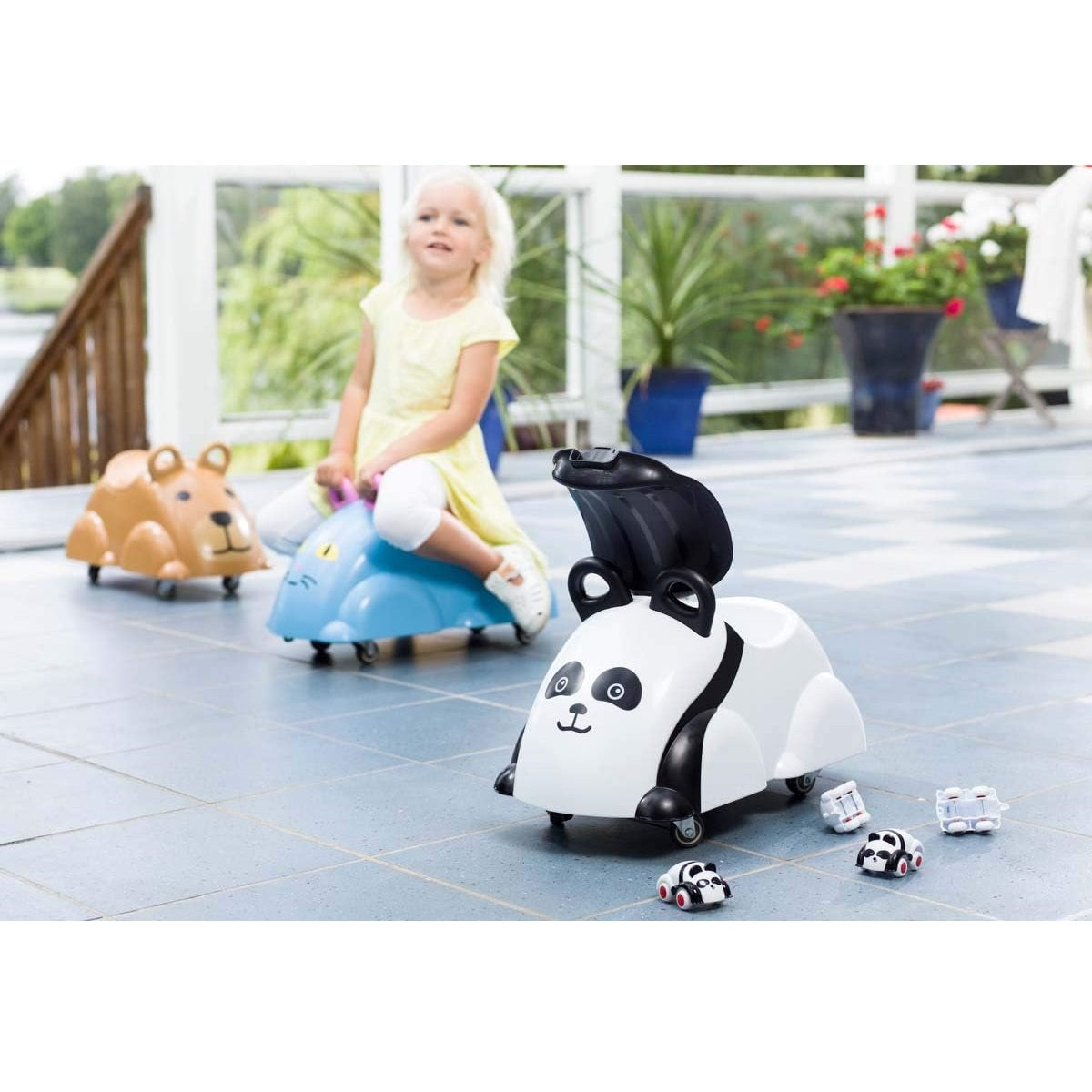 Viking Toys 1973 Cute Rider Kids Ride On Toy, Panda, Black/White 可愛騎士熊貓