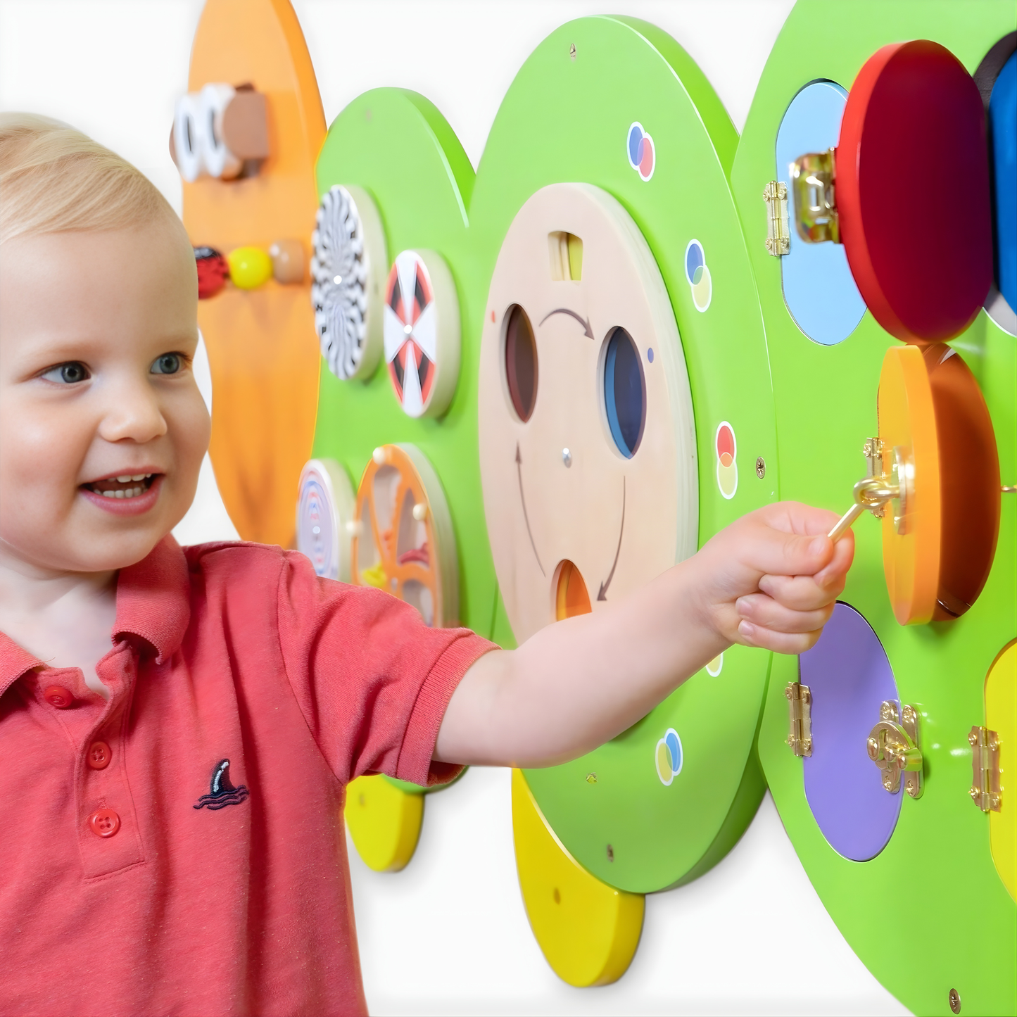 Play Wall Panel Toy Mega Caterpillar Sensory Busy Board – 1870 x 610mm 忙碌的毛毛蟲遊戲牆板