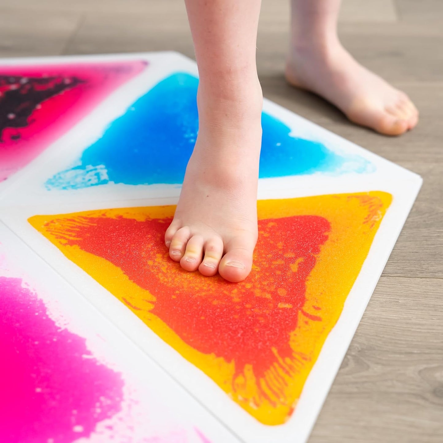 Kindermatic Triangle Liquid Sensory Floor Tiles 三角液體感官地墊