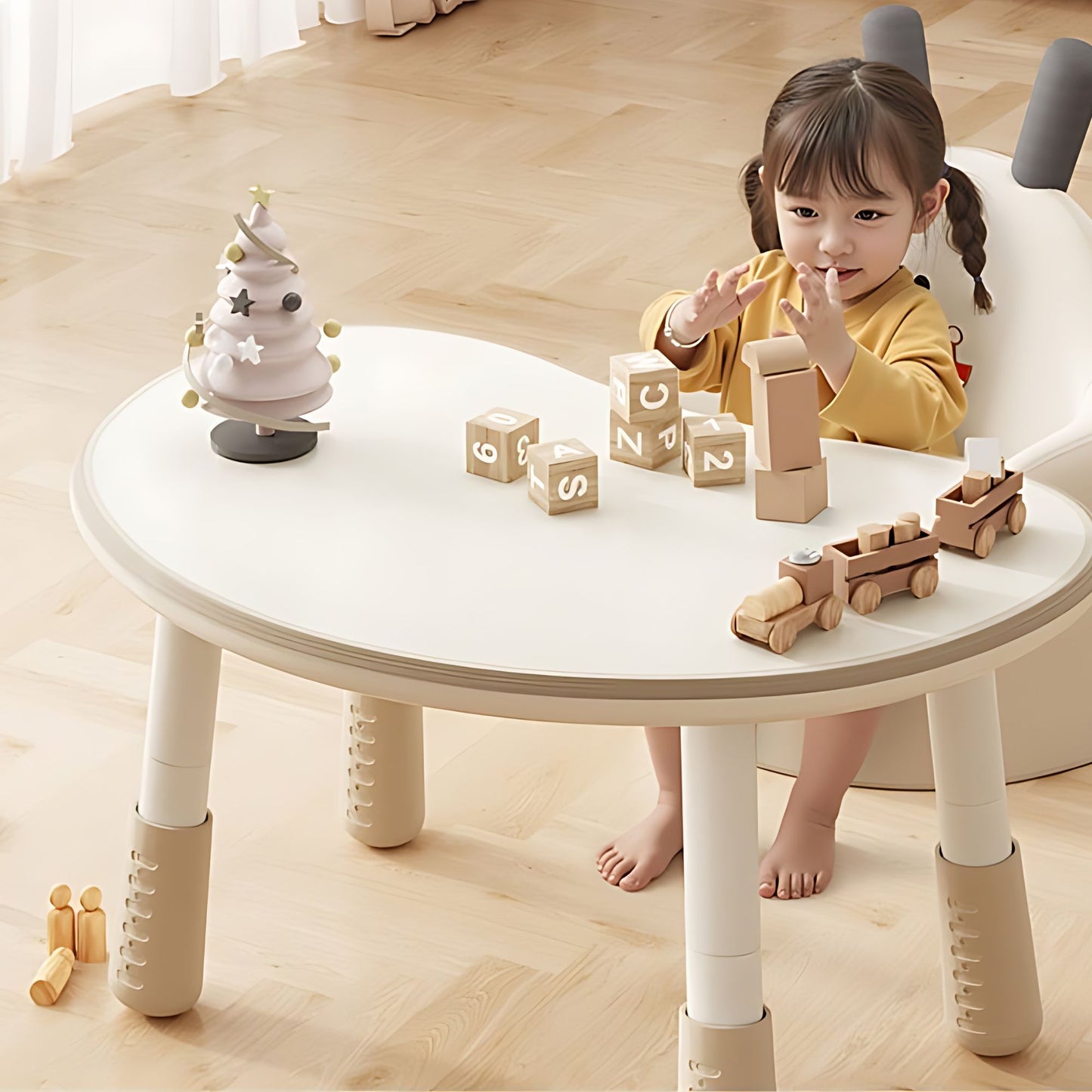 Kids Table Bean Shape Top, Adjustable Legs H24-54mm 豆形兒童升降桌
