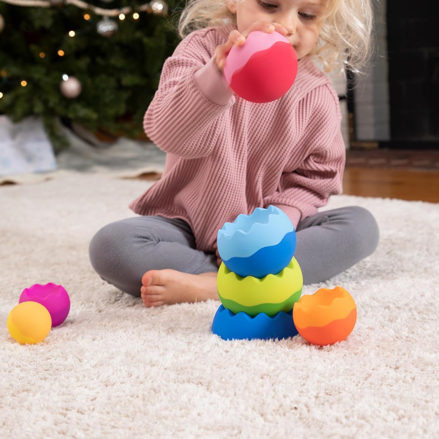 Fat Brain Toys Tobbles Neo 可堆疊的球體感官探索玩具