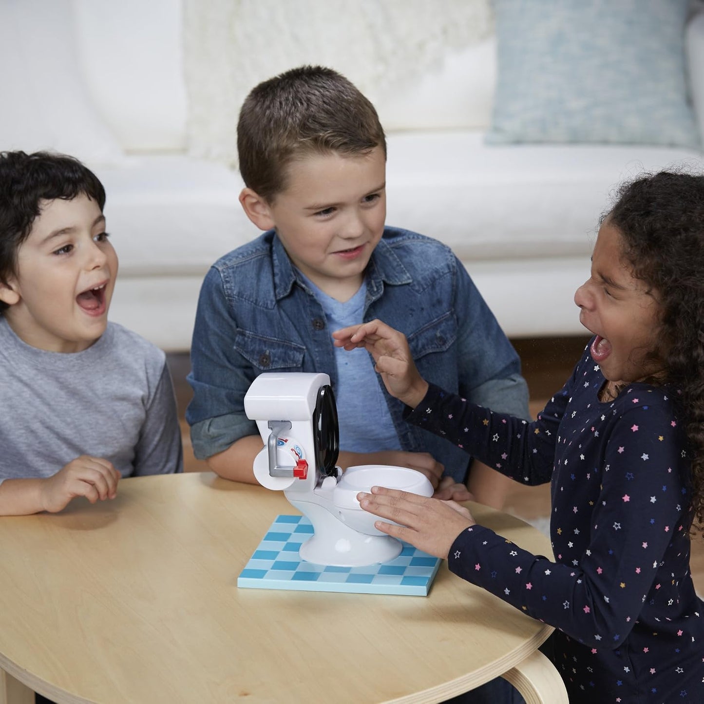 Hasbro Games Toilet Trouble Game 馬桶沖水大冒險桌遊