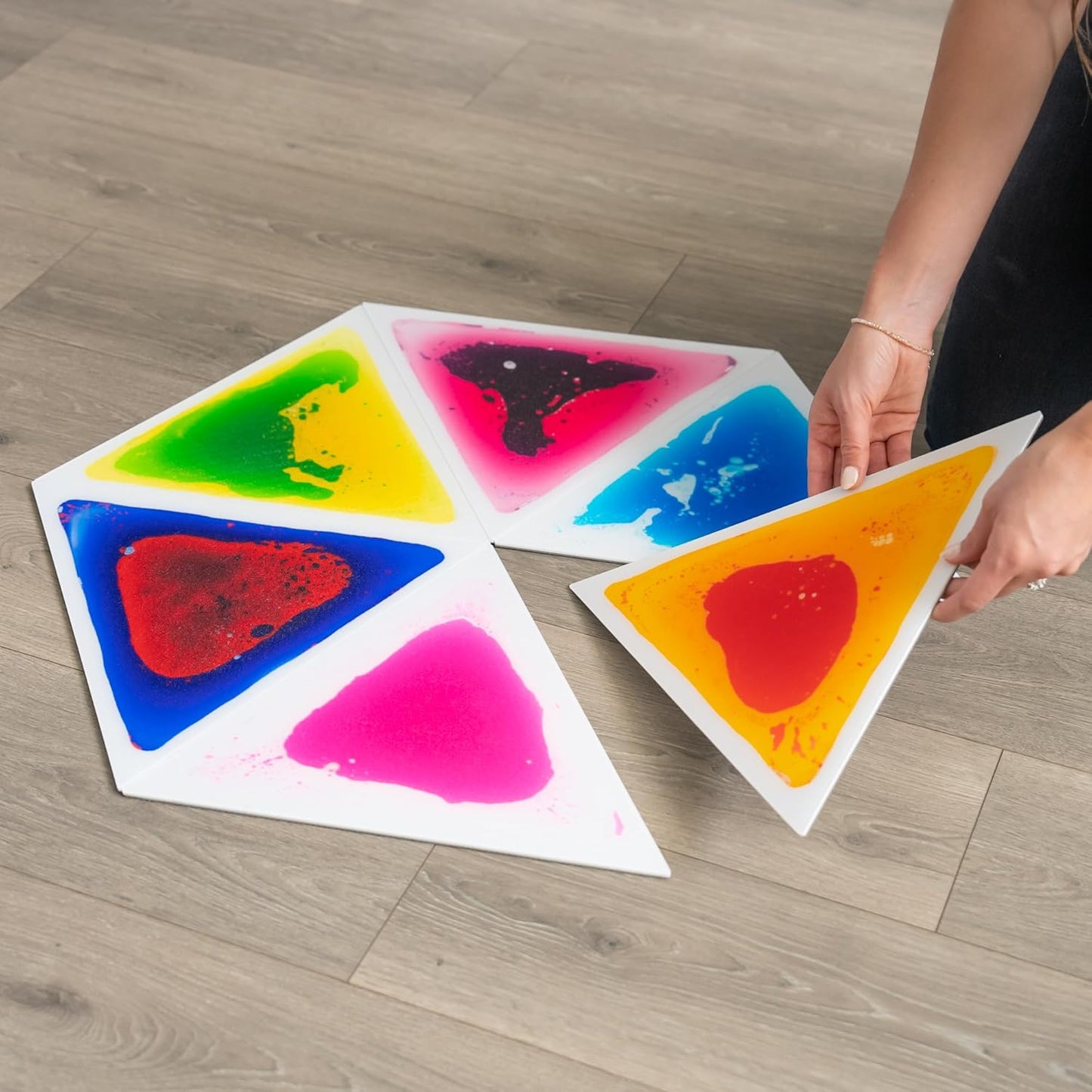 Kindermatic Triangle Liquid Sensory Floor Tiles 三角液體感官地墊