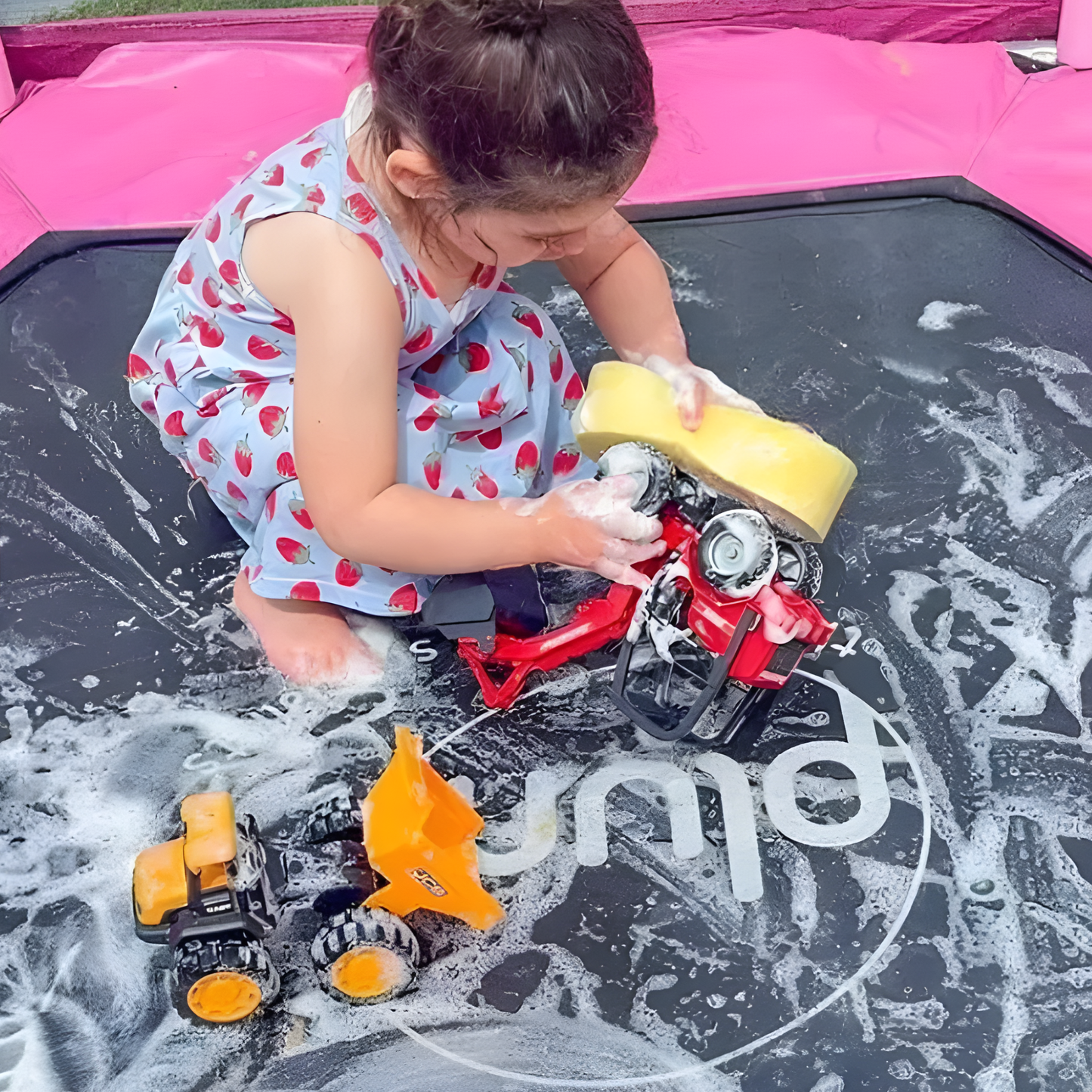 Plum Trampoline - Junior Jumper Trampoline & Enclosure D2.2m 直徑 兒童跳床連圍網