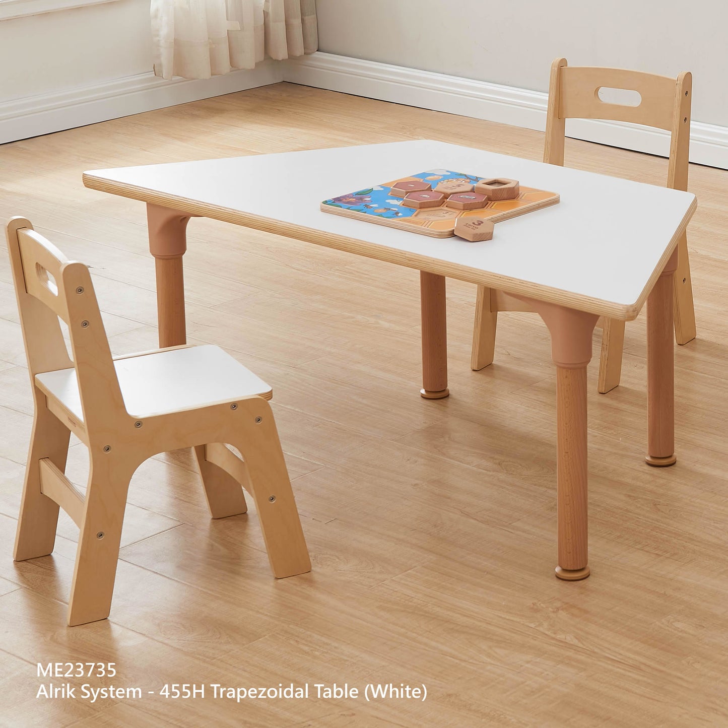 Masterkidz Alrik System Trapezoidal Table 阿曆克系列 梯形學習桌