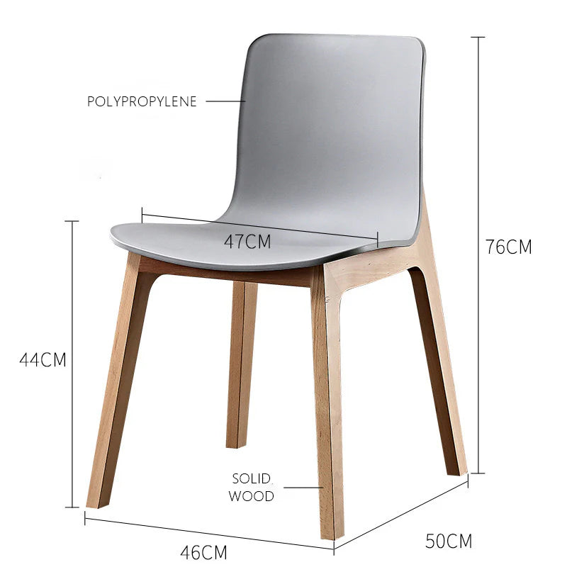 Torrian Chair 實木腿與優質塑料座椅