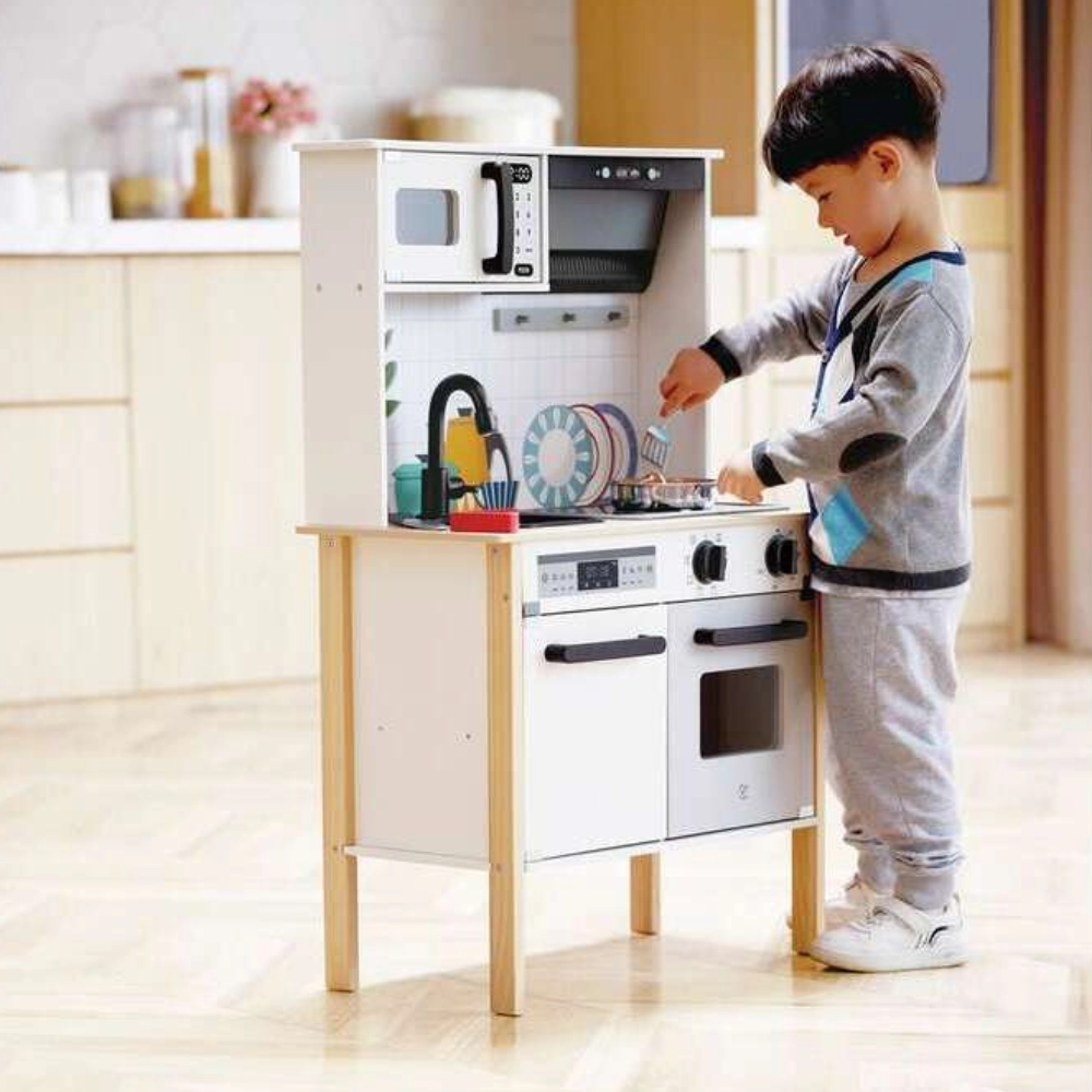 Hape Modern Smart Kitchen 語音燈光互動玩具廚房