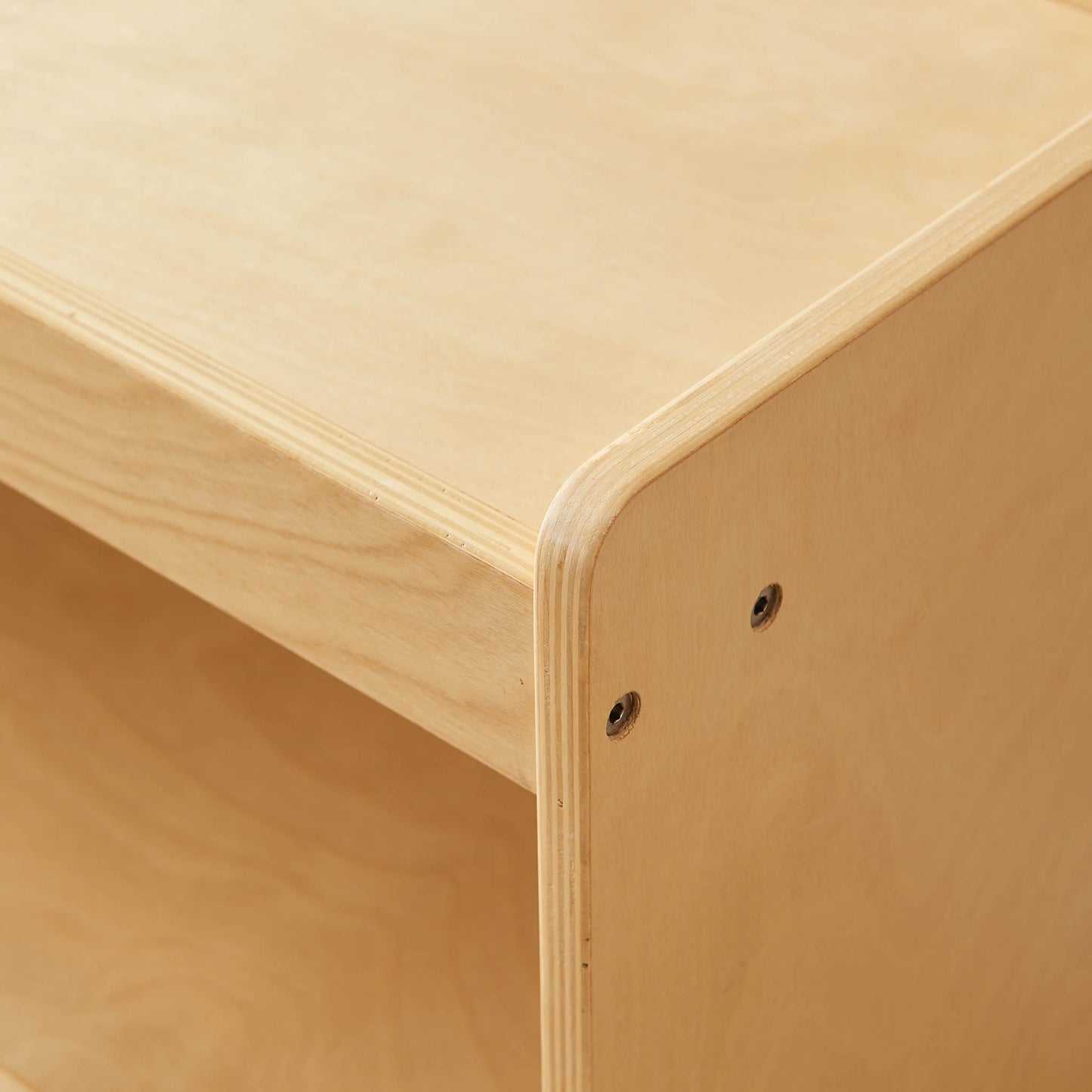 Masterkidz Mobile Shelving Unit 移動手推車