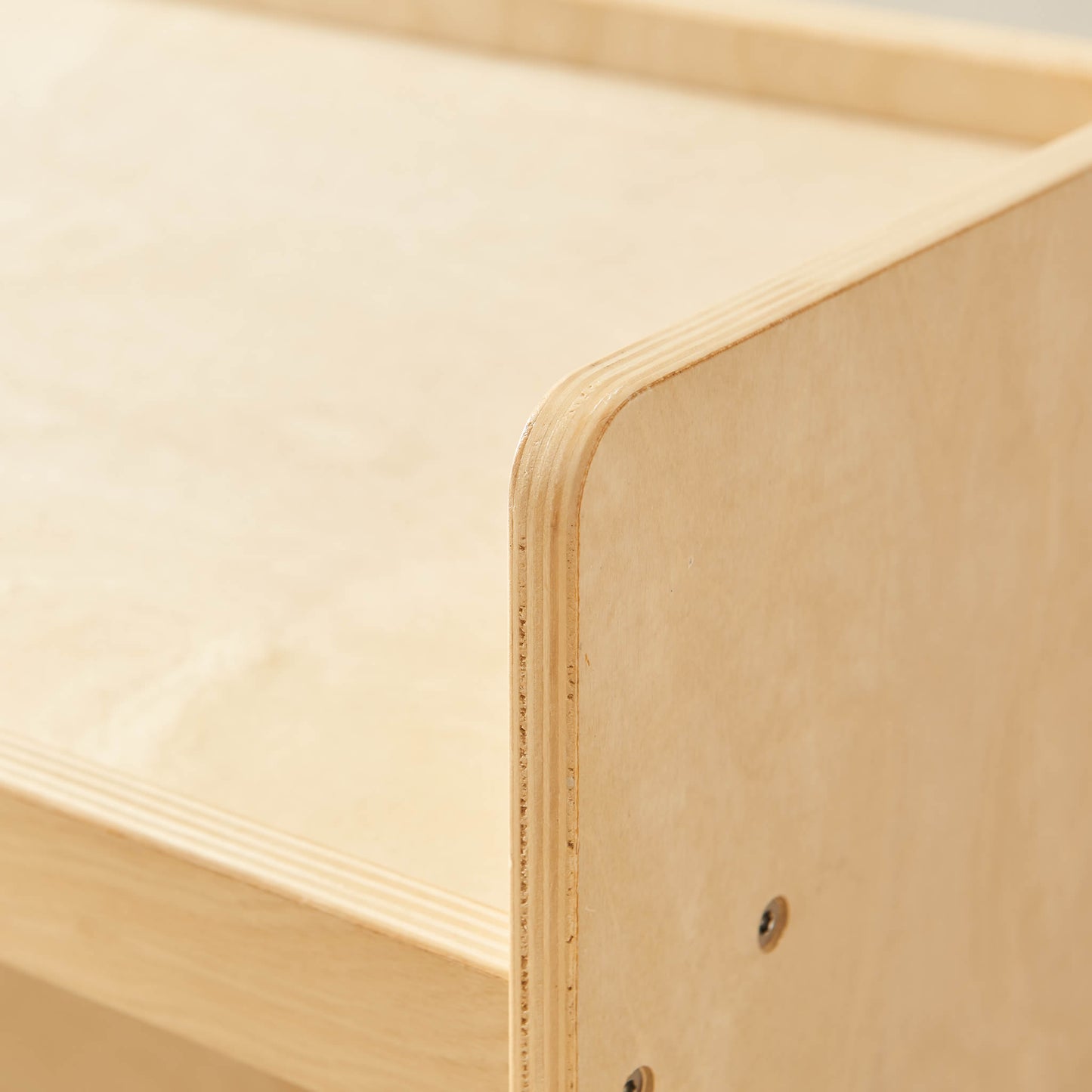 Masterkidz Mobile Shelving Unit 移動手推車