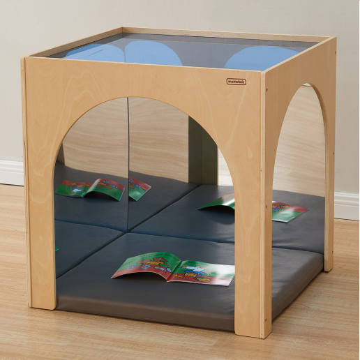 Masterkidz Translucent Top Quiet House 透光閱讀方屋