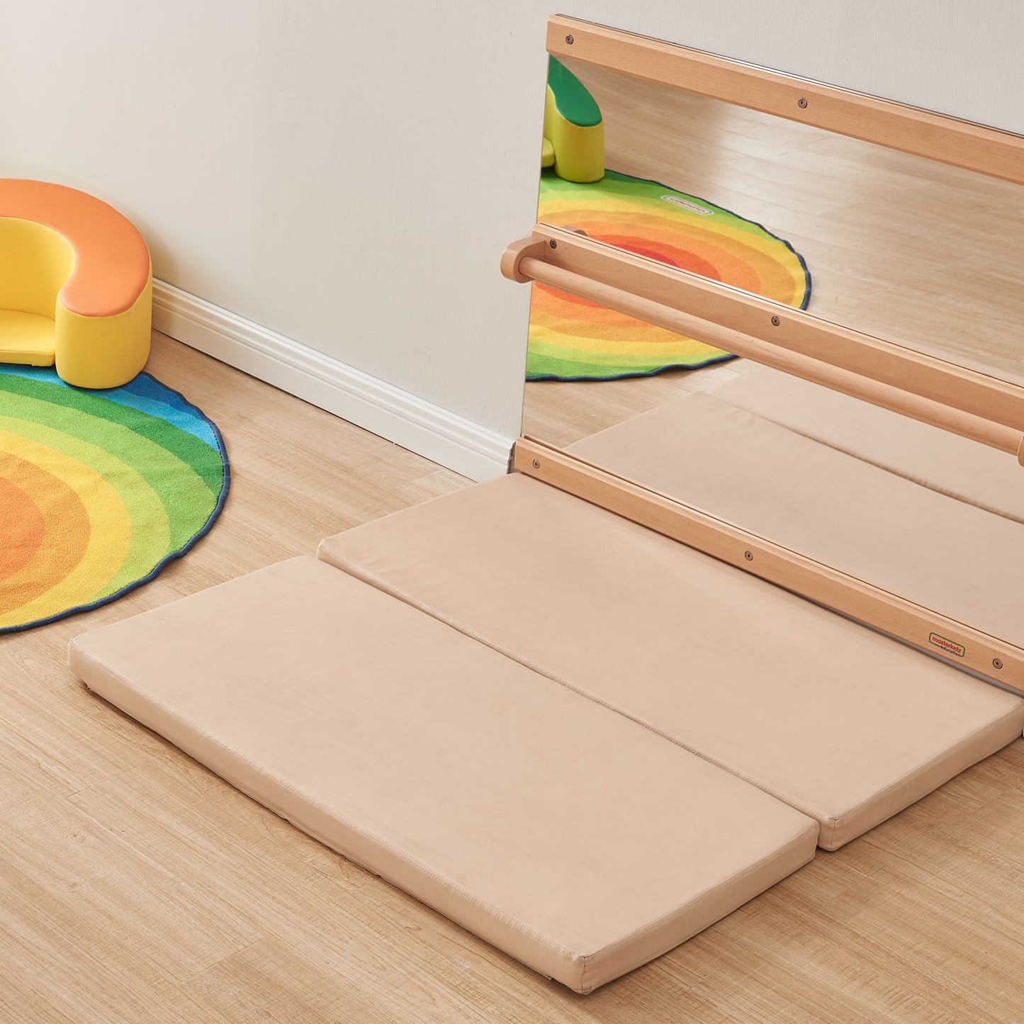 Masterkidz Pull-Up Mirror  無框亞克力鏡 - 配備輔助學行扶手