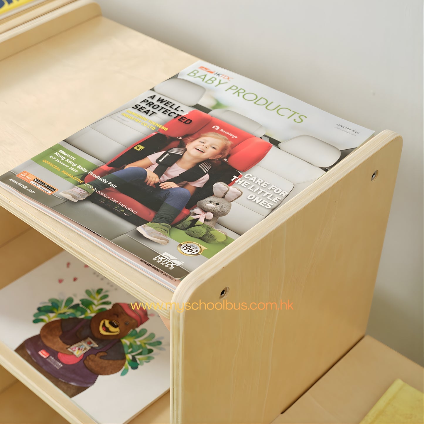 Masterkidz 800H Step Shelving Unit 800H 階梯式收納架