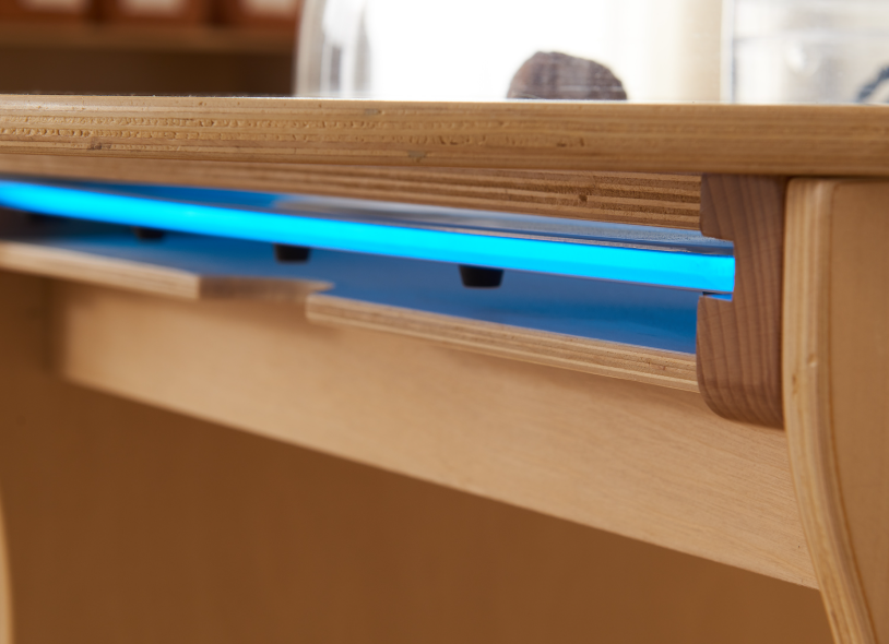 Masterkidz Hemispherical Observation Table (Light Panel Not Included) 半球形觀察桌（不含光板）
