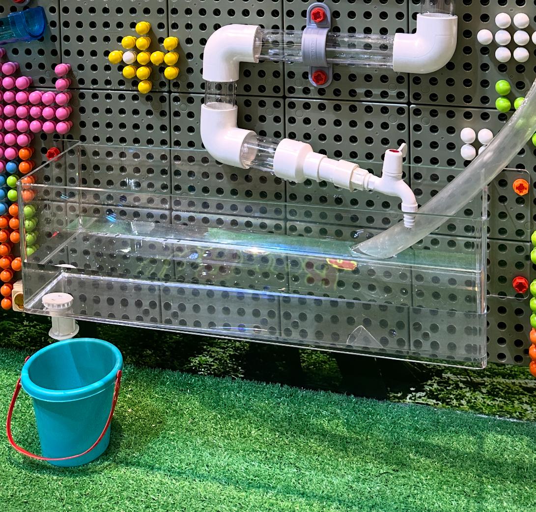 Masterkidz Water Chute Ball Run 水流遊戲