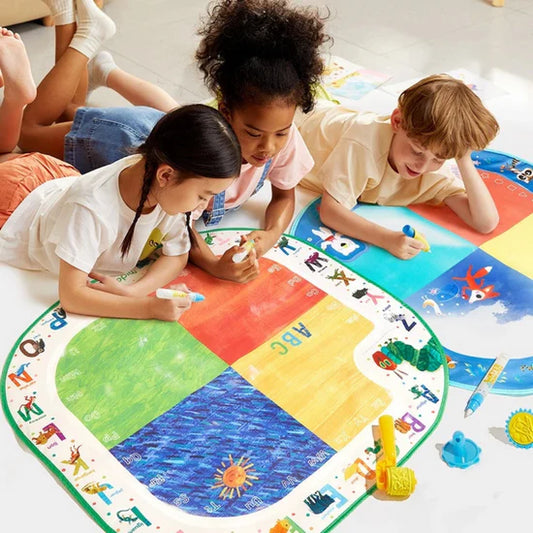 Magic Water Doodle Mat - The Very Hungry Caterpillar 魔法清水畫墊 - 非常饑餓的毛毛蟲