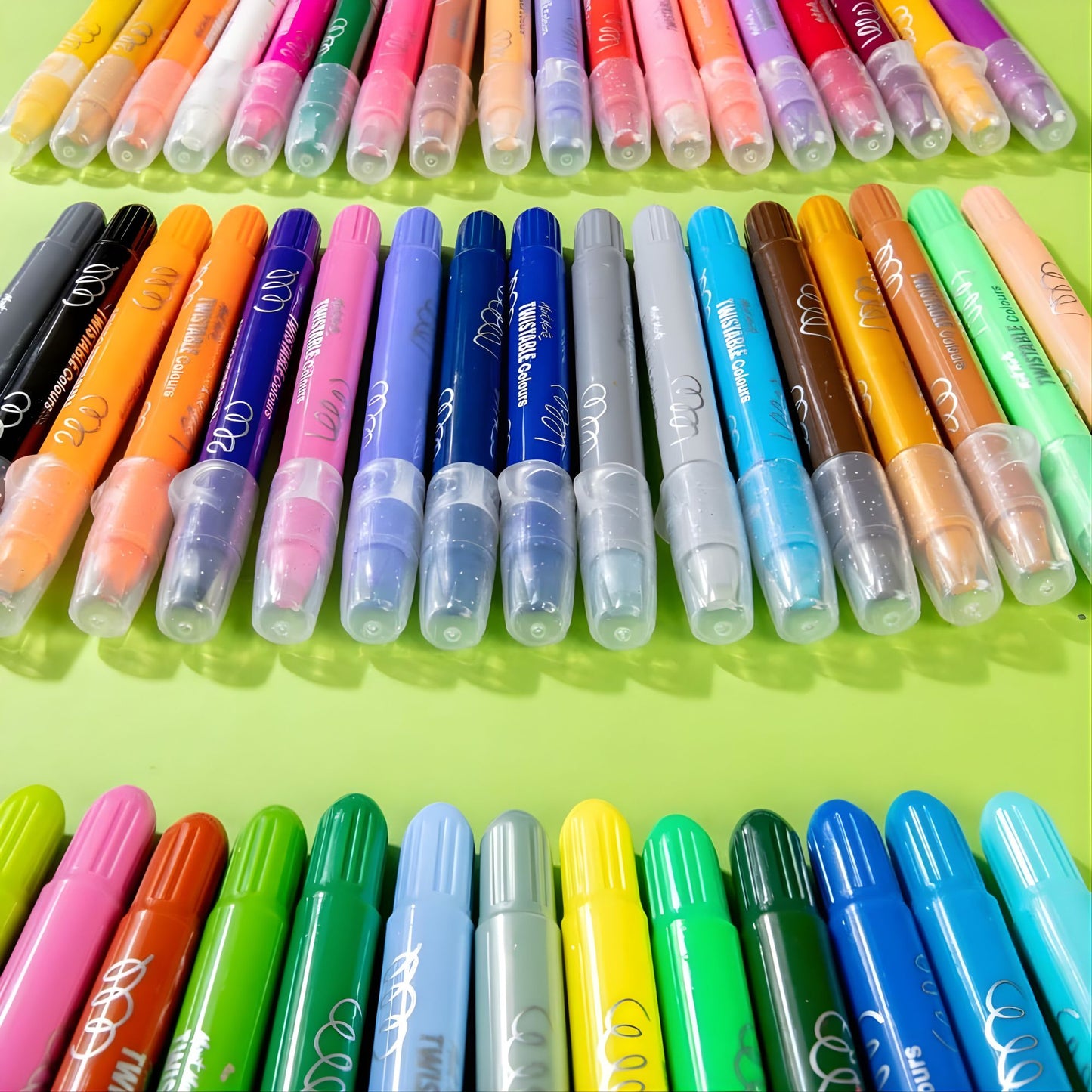 Mont Marte Twistable Colours with Carry Case 兒童專用旋轉絲滑蠟筆套裝連便攜盒