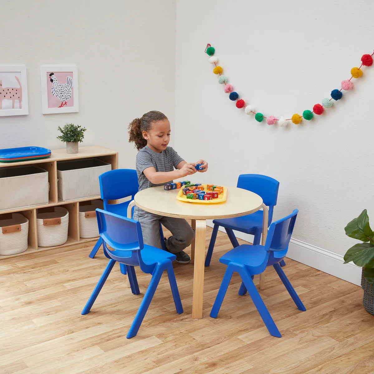ECR4Kids Plastic School Stack Chair Set of 5張套裝 課室可疊高樹脂椅子 GREENGUARD Gold Certified