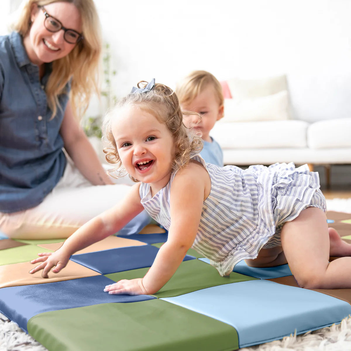 SoftZone Patchwork Folding Activity Mat 亮彩摺疊遊戲墊 L254 X W147.3 X T2.54cm