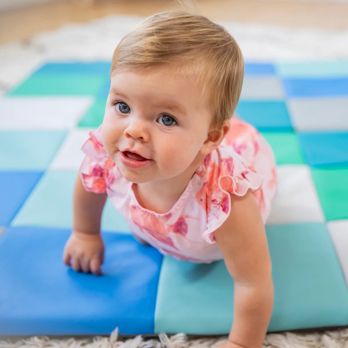 SoftZone Patchwork Folding Activity Mat 亮彩摺疊遊戲墊 L254 X W147.3 X T2.54cm