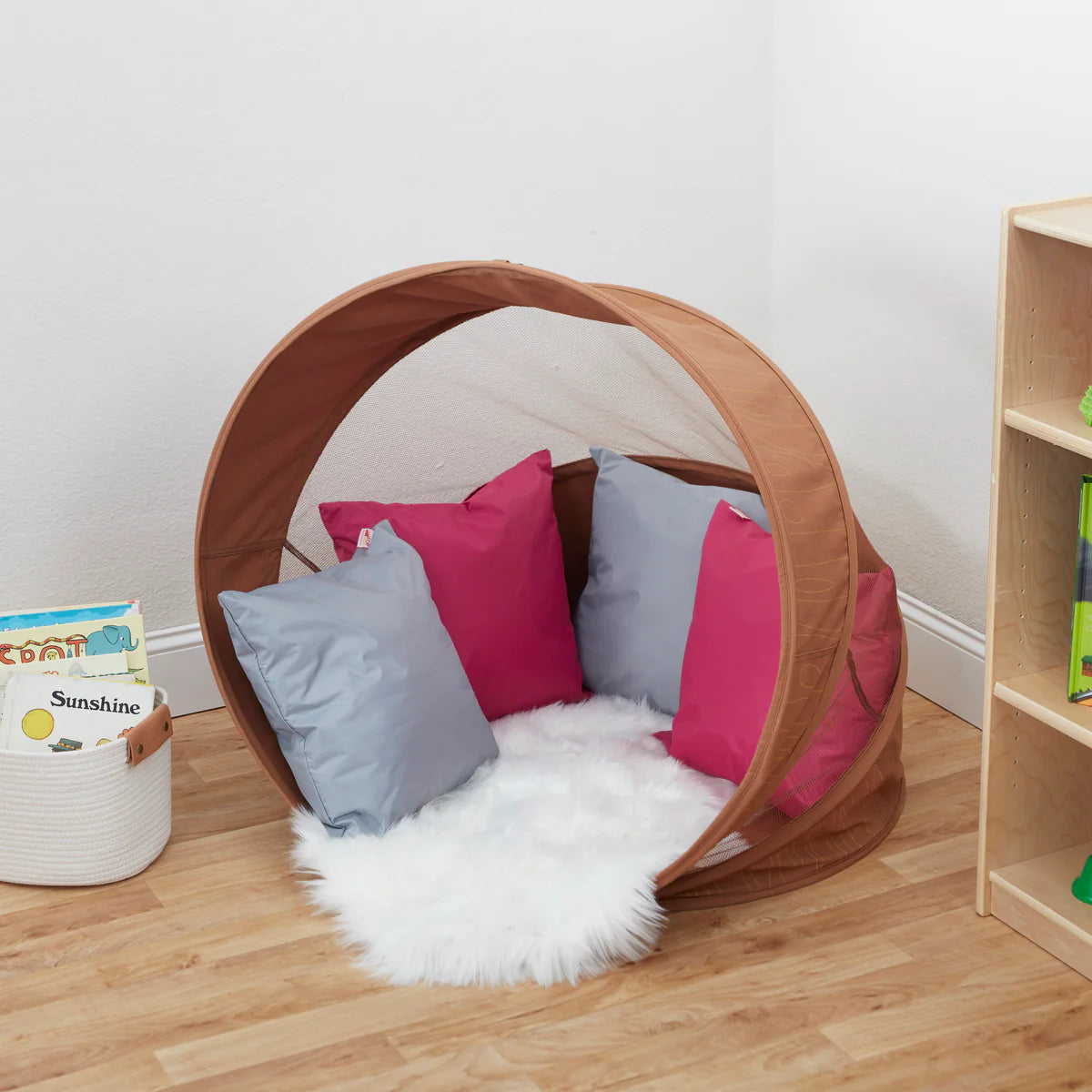 ECR4Kids SoftZone Floor Pillow Cushion Size 17" x 17" Set of 6個套裝 咕臣座墊