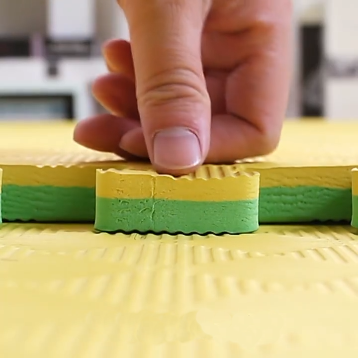 EVA Foam Puzzle Exercise Mat Interlocking Tiles L100cm x W100cm Set of 4塊裝 EVA拼接五道紋運動地墊